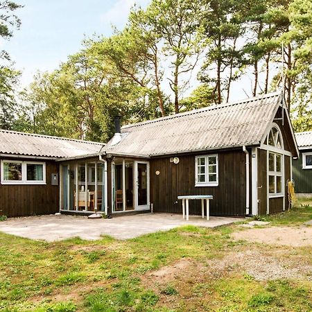 7 Person Holiday Home In Kolind Esterno foto